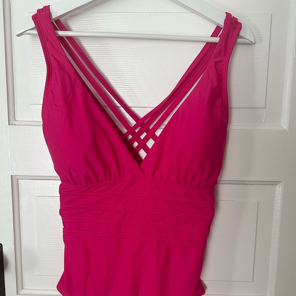 NWT Bright Rose Pink Swimsuit - Sexy, Slimming One-Piece - Picture 6 of 6